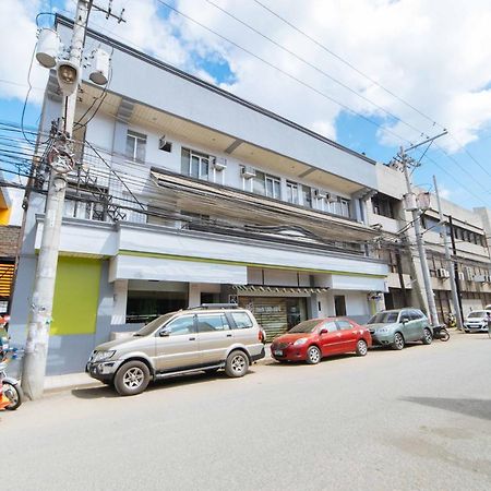 Reddoorz Plus Near San Pedro Cathedral Davao City Exteriér fotografie